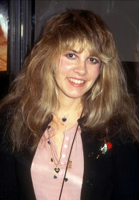 43d4d02a8040fe91522be7f25e348b7e-fleetwood-mac-stevie-nicks-3